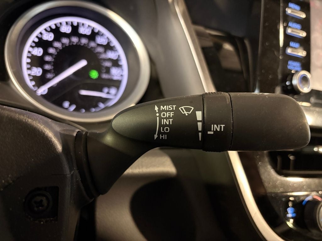 2023 Toyota CAMRY LE