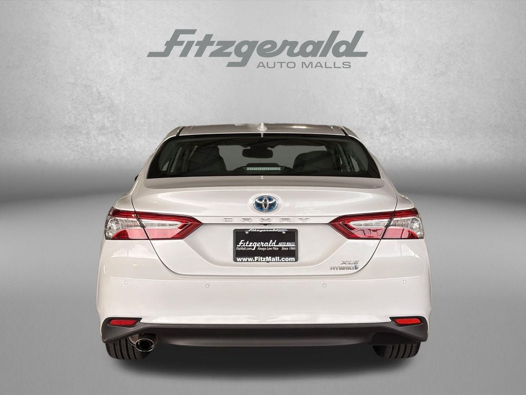 2020 Toyota Camry Hybrid XLE