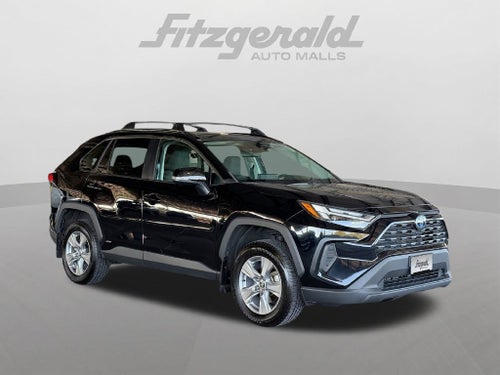 2022 Toyota RAV4 Hybrid XLE