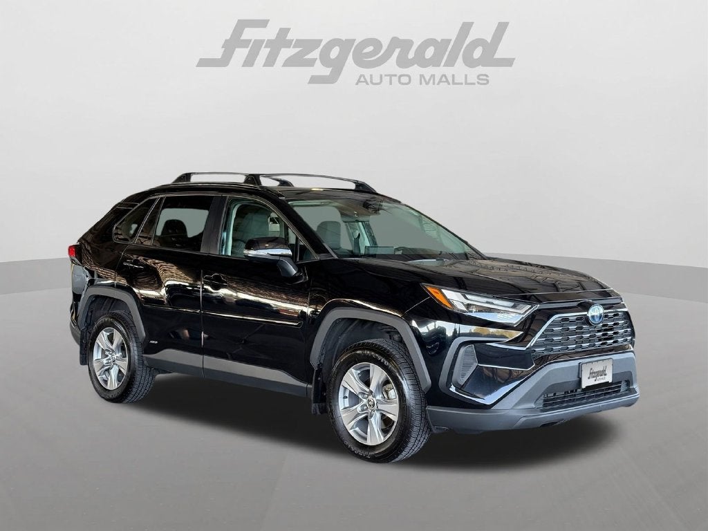 2022 Toyota RAV4 Hybrid XLE