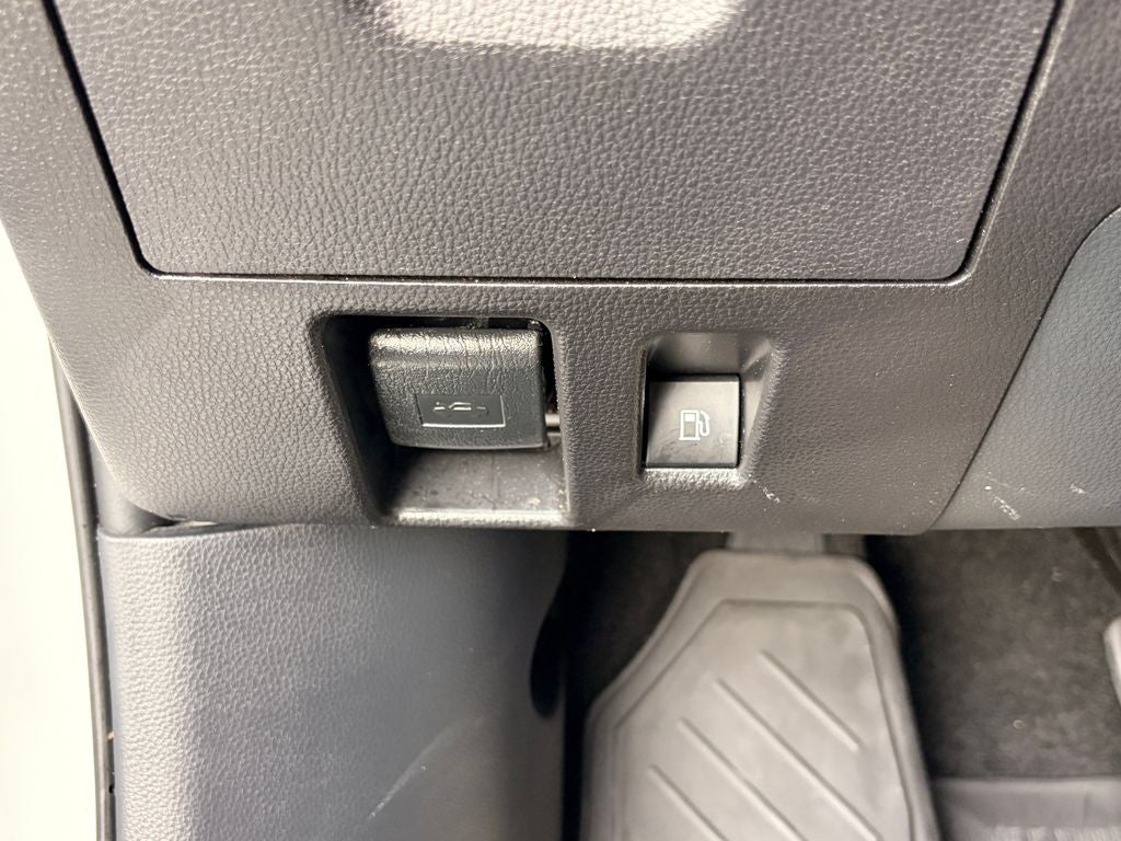 2025 Toyota Highlander Hybrid Platinum