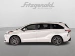 2026 Toyota Sienna Platinum 7 Passenger