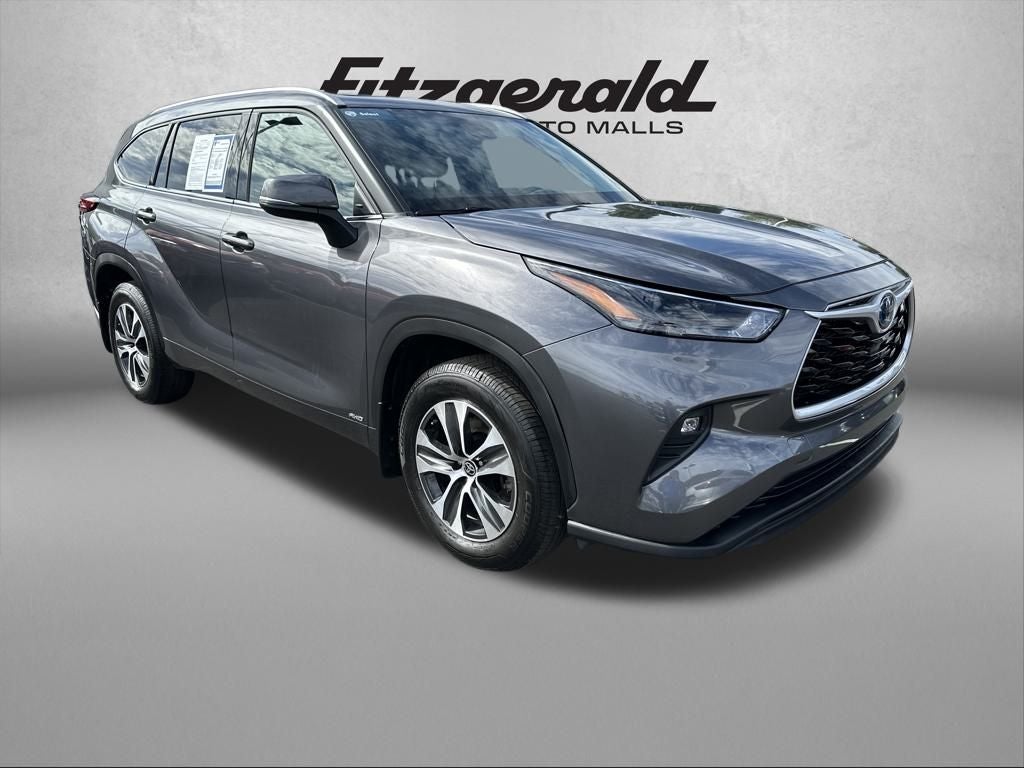 2022 Toyota HIGHLANDER HYBRD XLE