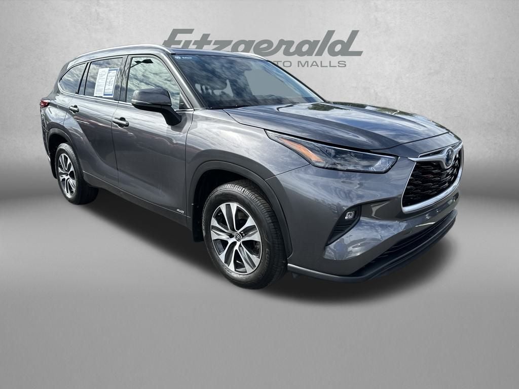 2022 Toyota HIGHLANDER HYBRD XLE