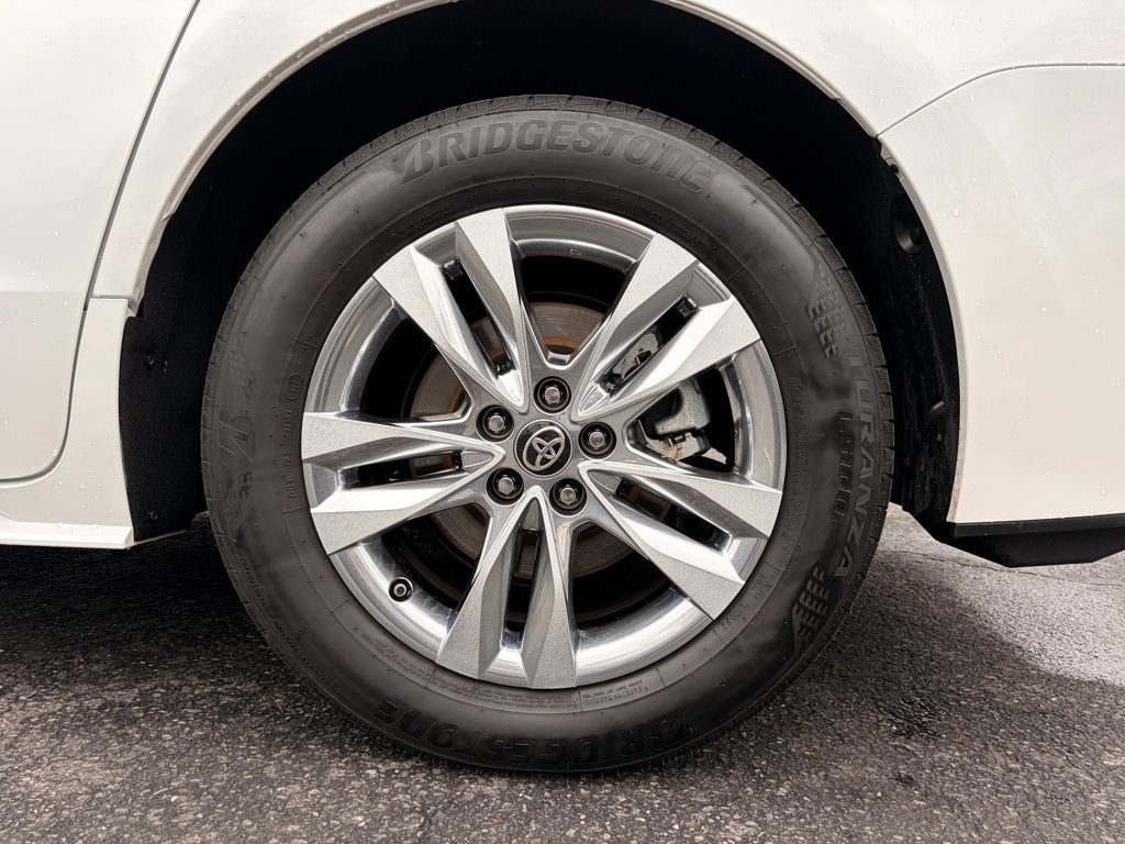 2025 Toyota SIENNA XLE AWD XLE 7 Passenger