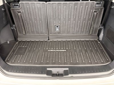 2025 Toyota Highlander Hybrid XLE
