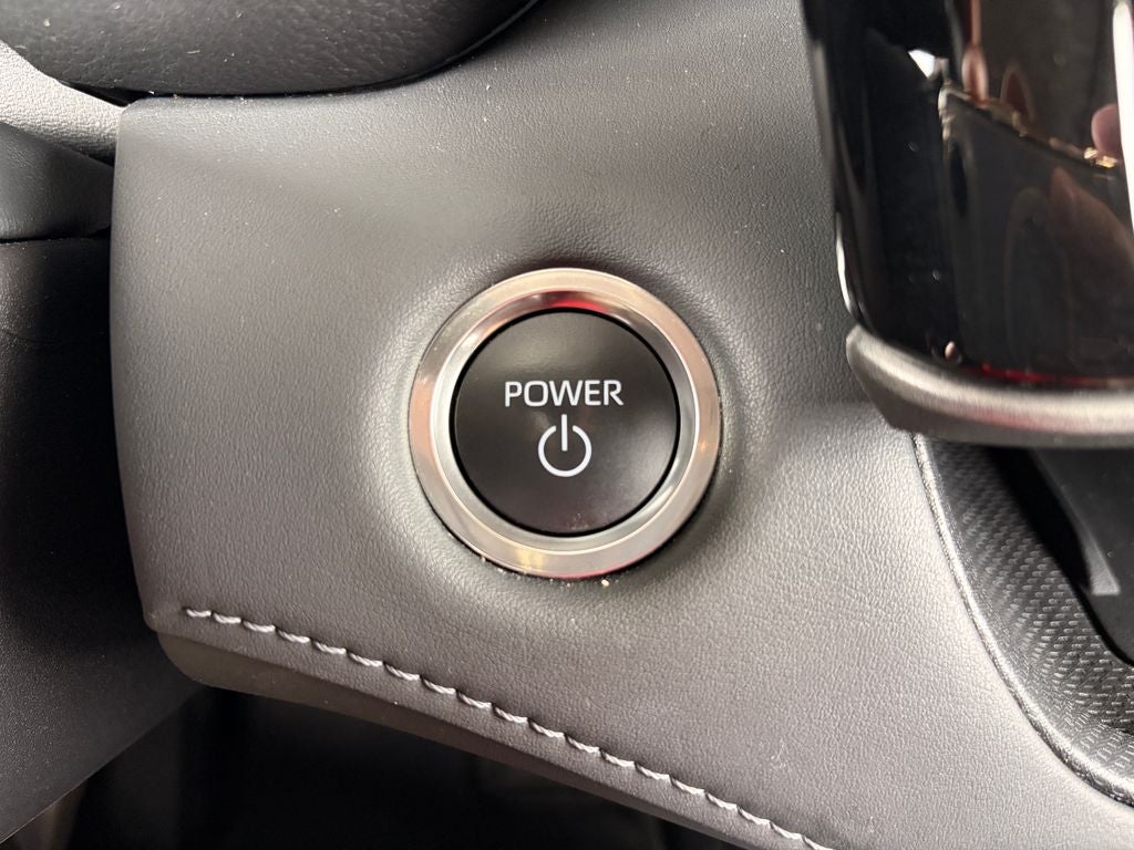 2025 Toyota Highlander Hybrid XLE