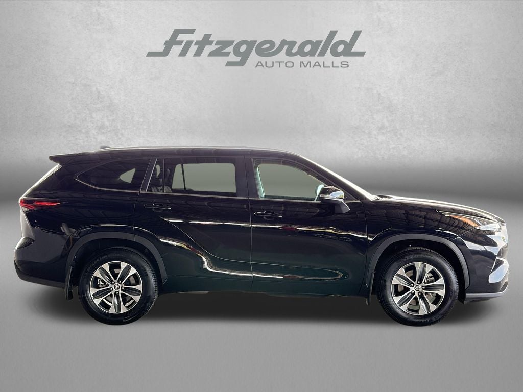 2026 Toyota Highlander XLE