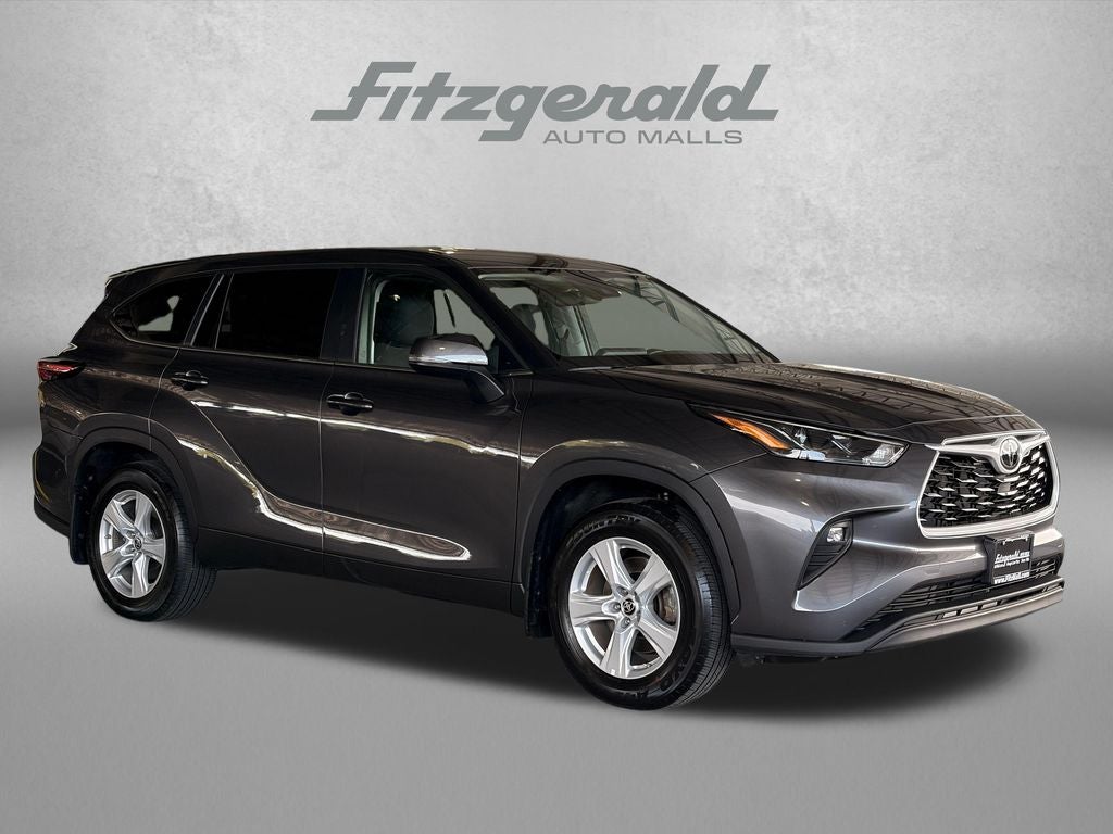 2025 Toyota Highlander LE