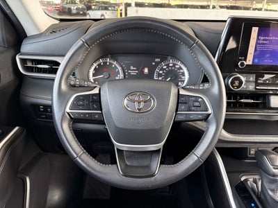 2025 Toyota Highlander LE