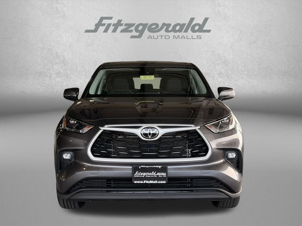 2025 Toyota Highlander LE