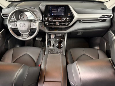 2025 Toyota HIGHLANDER XLE