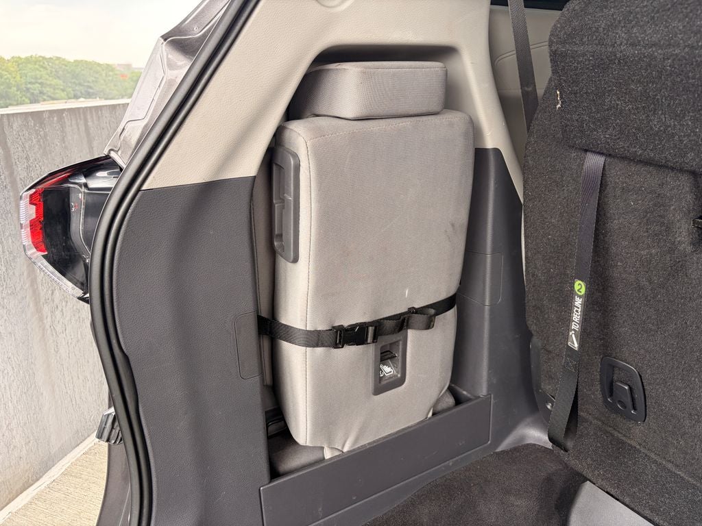 2024 Toyota Sienna LE 8 Passenger