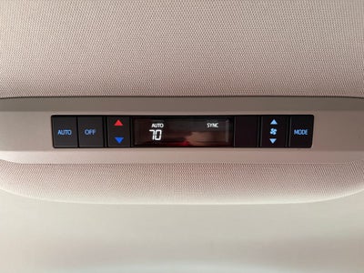 2024 Toyota Sienna LE 8 Passenger