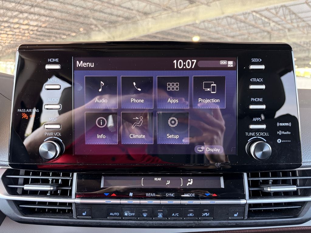 2024 Toyota SIENNA XLE XLE 8 Passenger