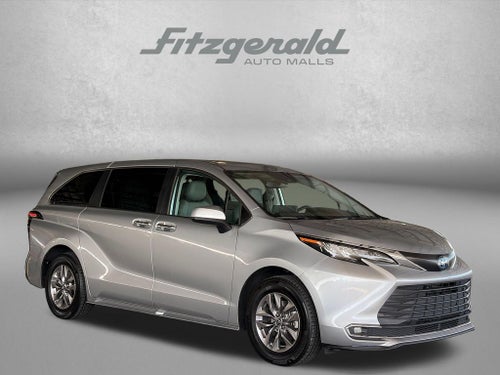 2023 Toyota Sienna XLE 7 Passenger