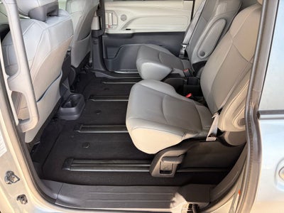 2023 Toyota Sienna XLE 7 Passenger
