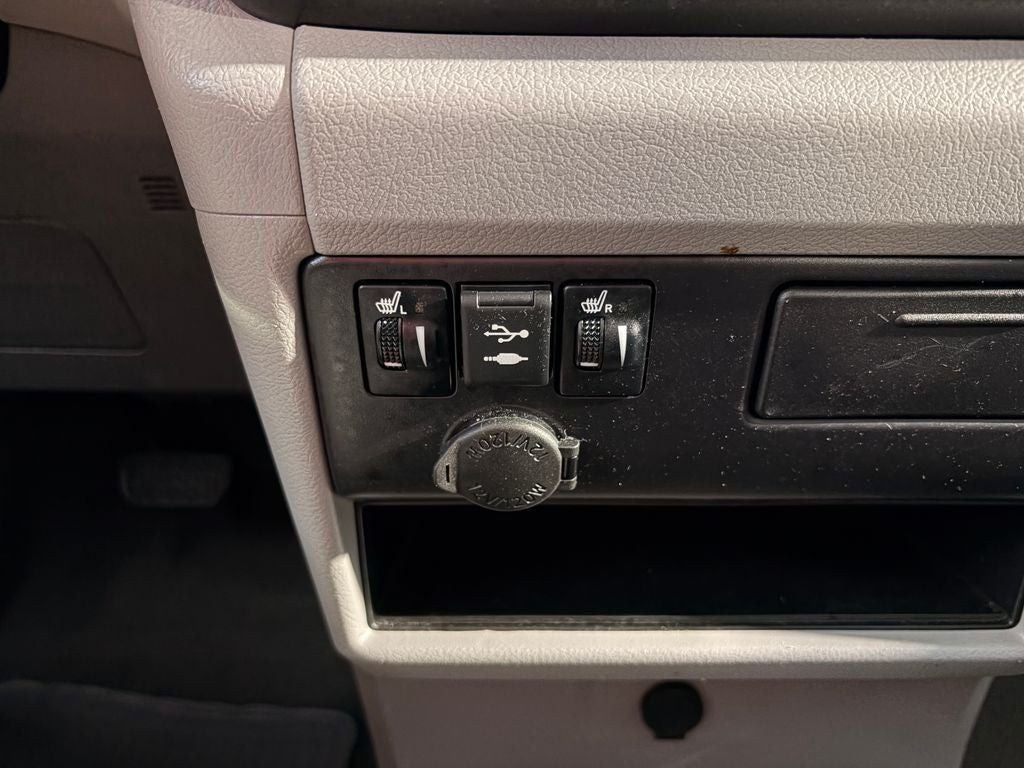 2019 Toyota SIENNA XLE 3.5L XLE 8 Passenger