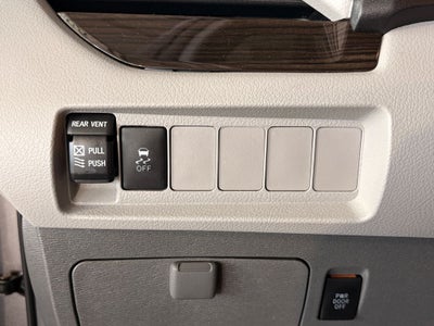 2019 Toyota SIENNA XLE 3.5L XLE 8 Passenger