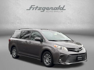 2020 Toyota SIENNA XLE 3.5L XLE 7 Passenger
