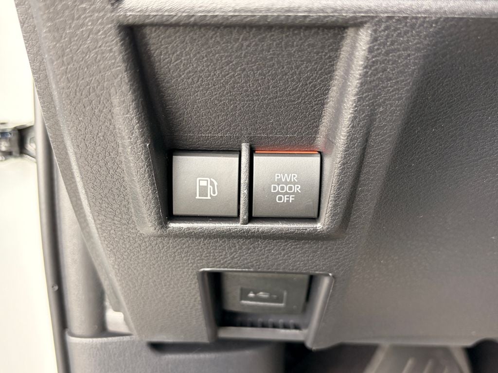 2026 Toyota SIENNA LTD AWD Limited 7 Passenger