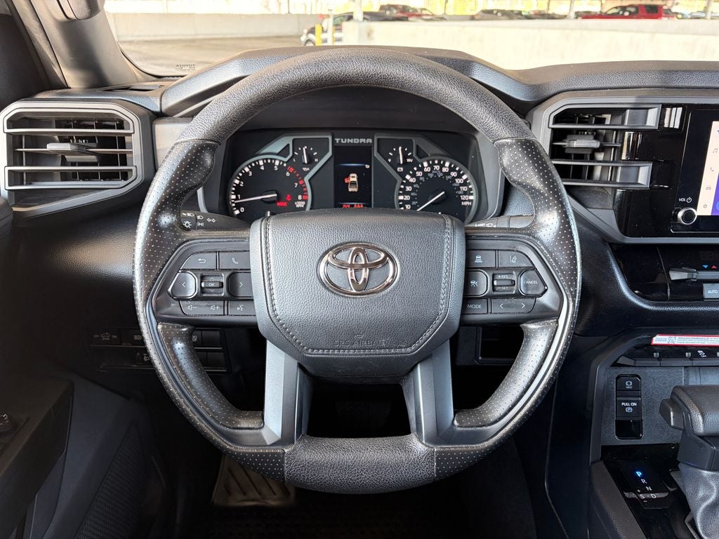 2025 Toyota TUNDRA 4X4 SR
