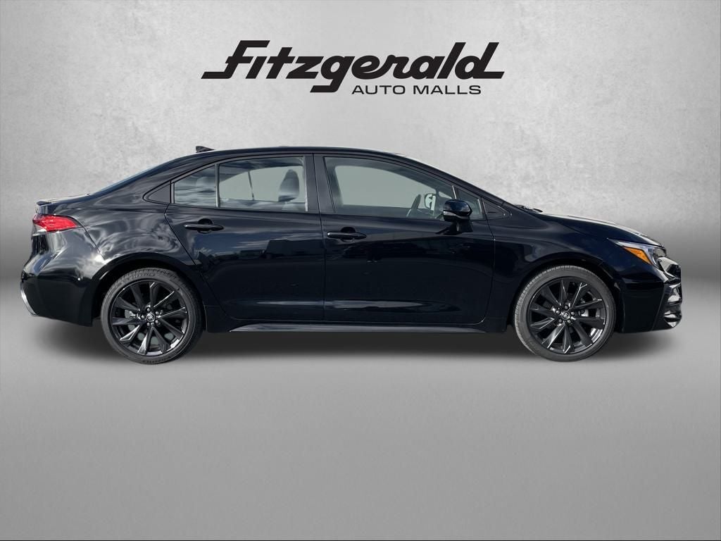 2025 Toyota COROLLA SE