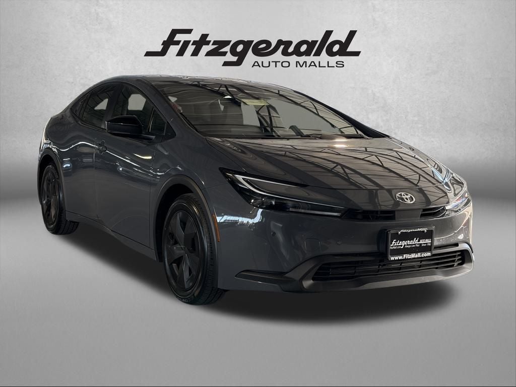 2025 Toyota PRIUS LE