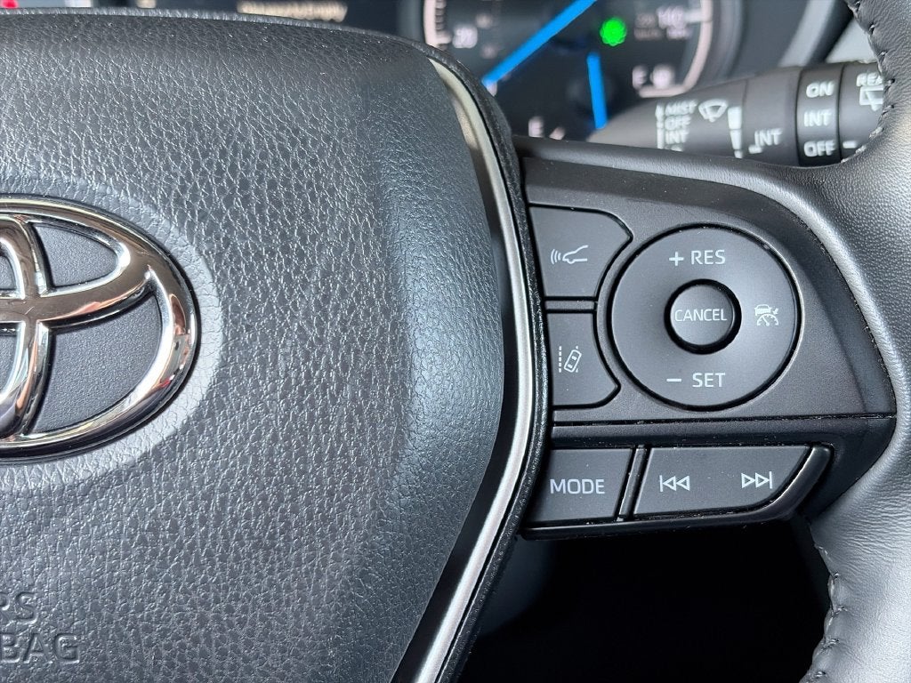 2024 Toyota Venza LE