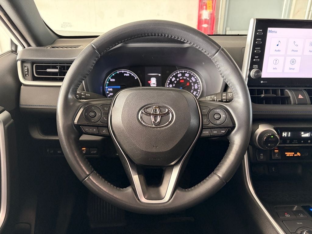 2022 Toyota RAV4 HYBRID SE