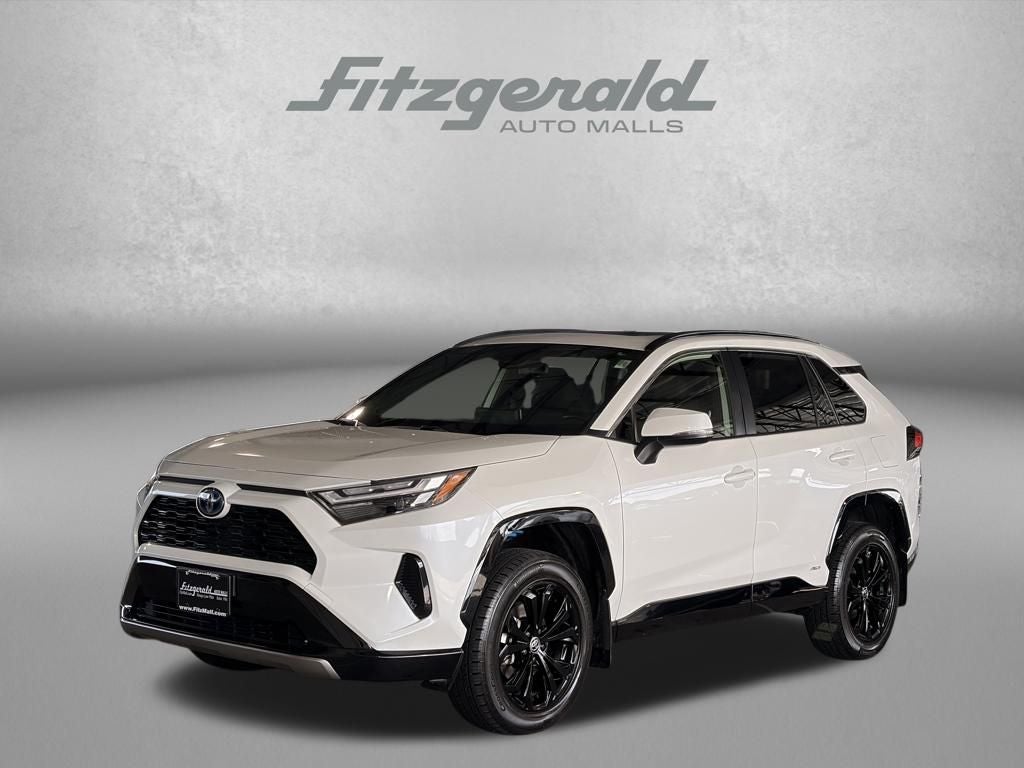 2022 Toyota RAV4 HYBRID SE