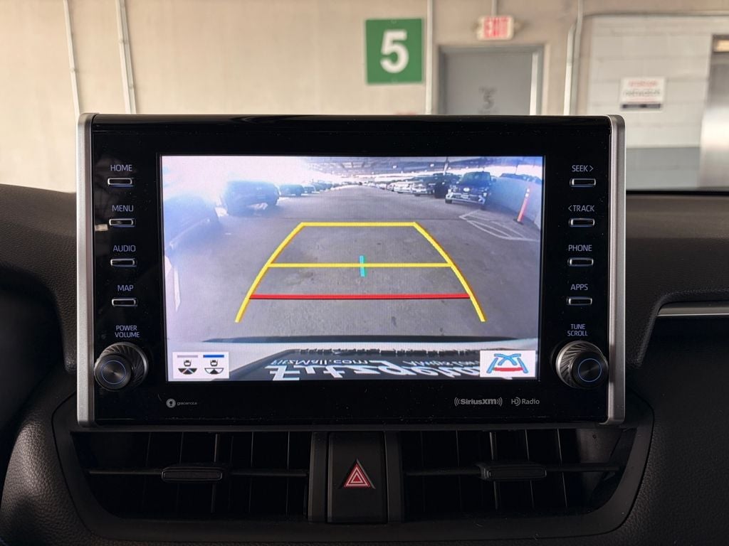 2022 Toyota RAV4 HYBRID SE