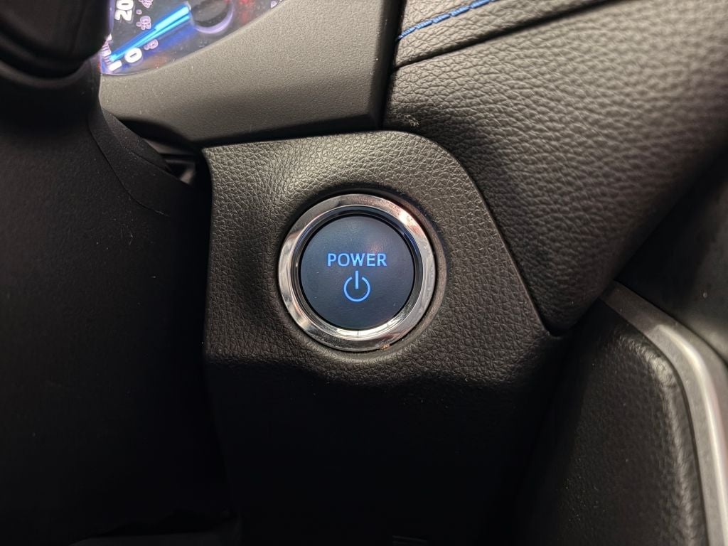 2022 Toyota RAV4 HYBRID SE