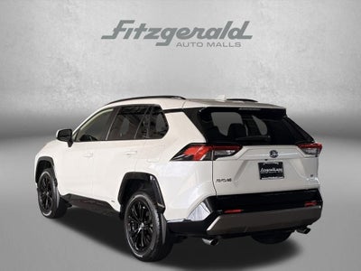 2022 Toyota RAV4 HYBRID SE