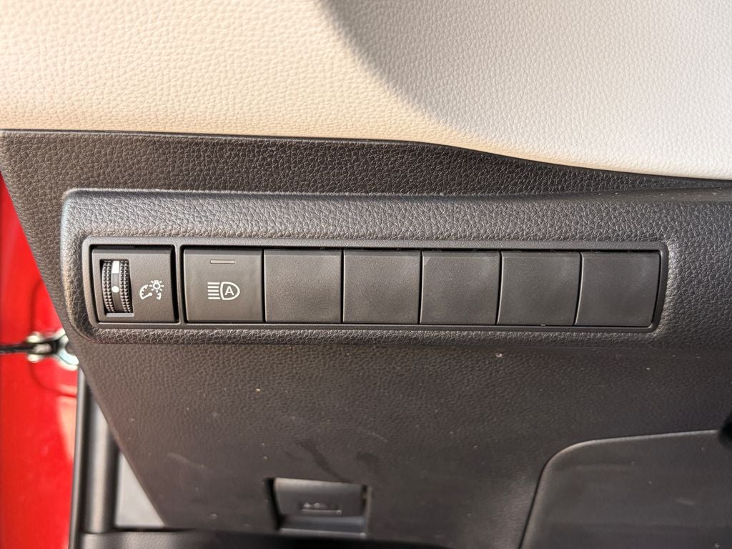 2025 Toyota COROLLA HATCHBACK XSE