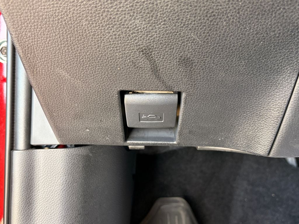 2025 Toyota COROLLA HATCHBACK XSE