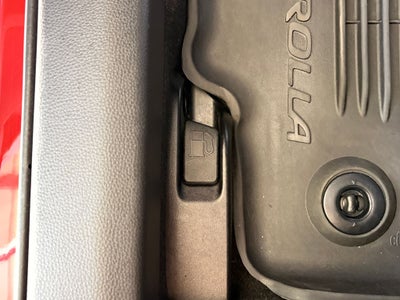 2025 Toyota COROLLA HATCHBACK XSE