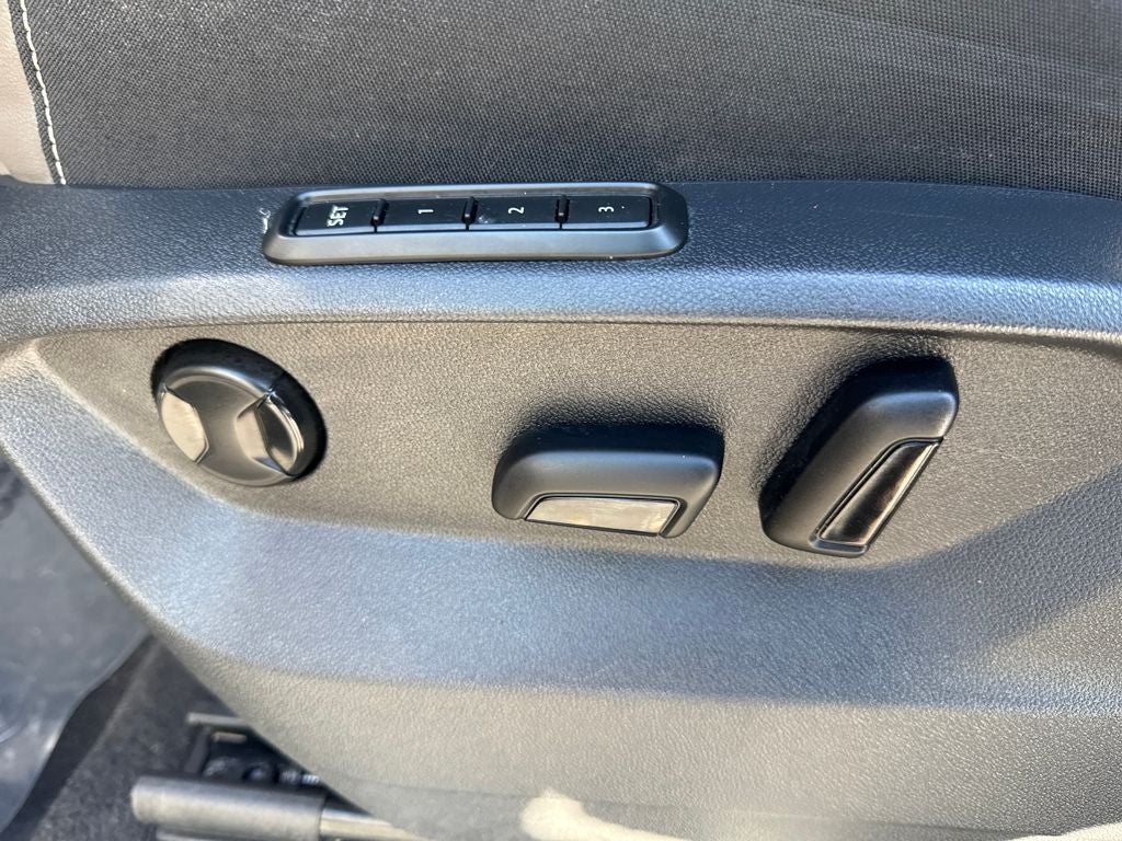 2022 Volkswagen Atlas 3.6L V6 SEL Premium R-Line