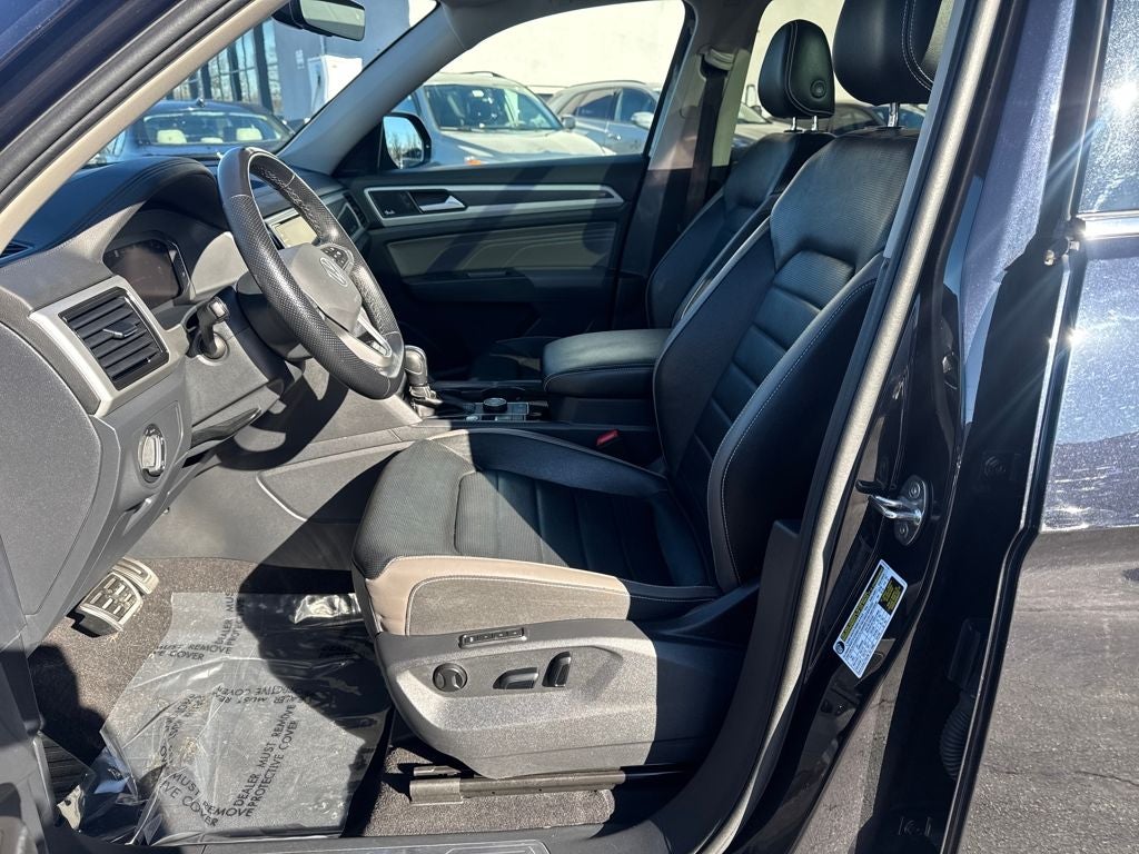 2022 Volkswagen Atlas 3.6L V6 SEL Premium R-Line