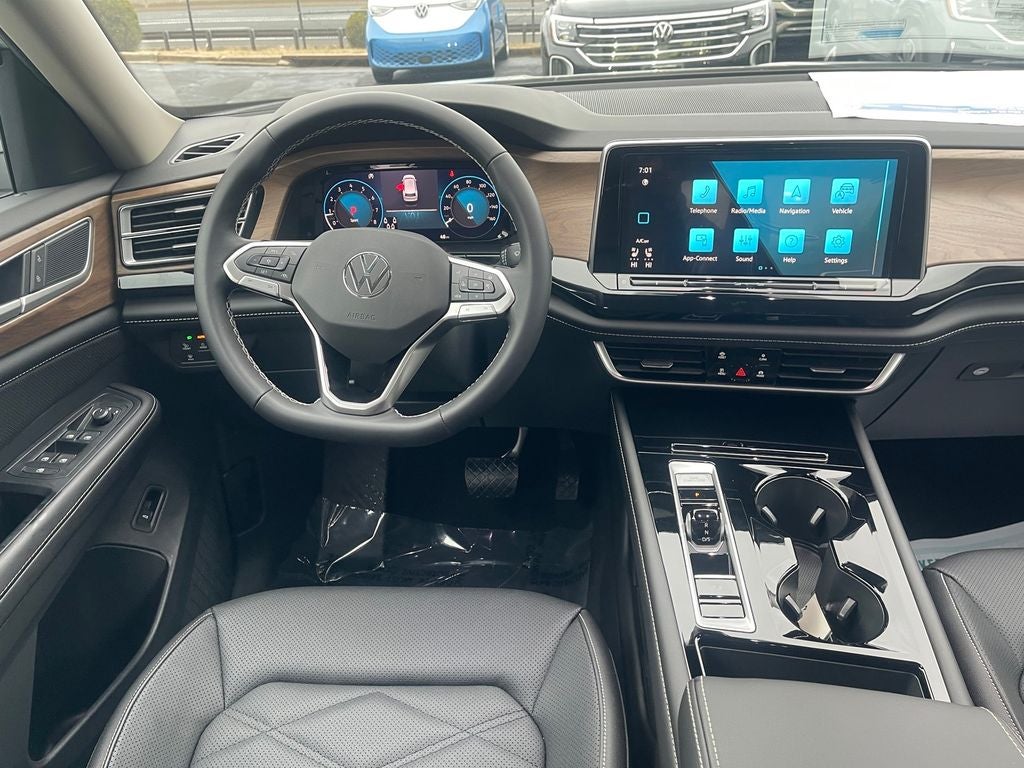 2026 Volkswagen Atlas 2.0T SE W/TECHNOLOGY