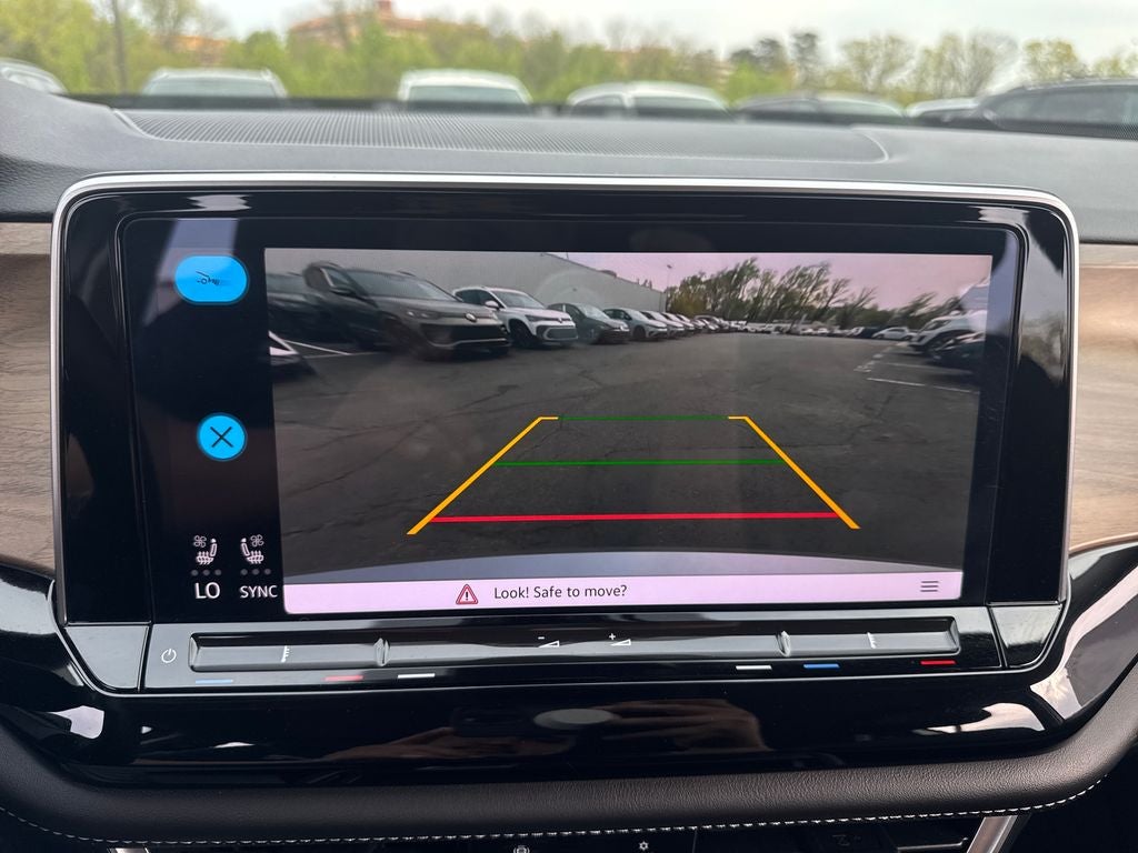 2024 Volkswagen Atlas 2.0T SE