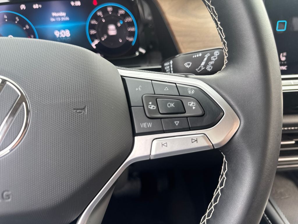 2024 Volkswagen Atlas 2.0T SE