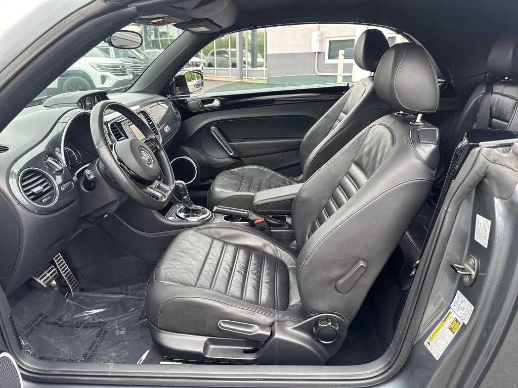 2013 Volkswagen Beetle 2.0 TSi