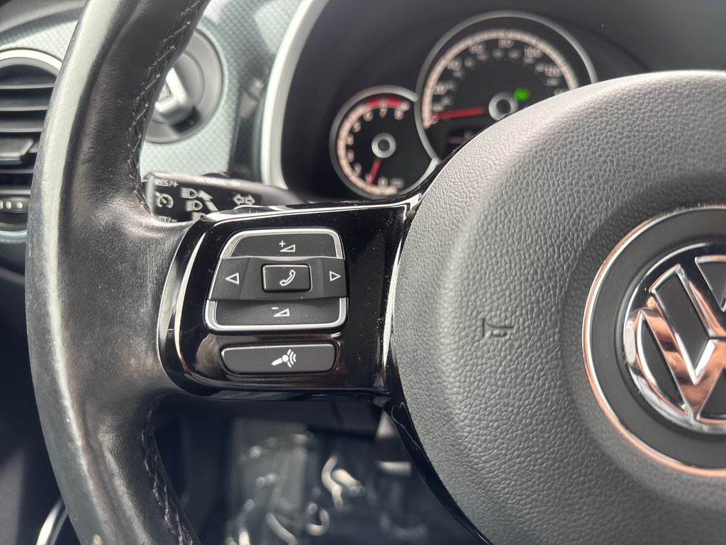 2013 Volkswagen Beetle 2.0 TSi