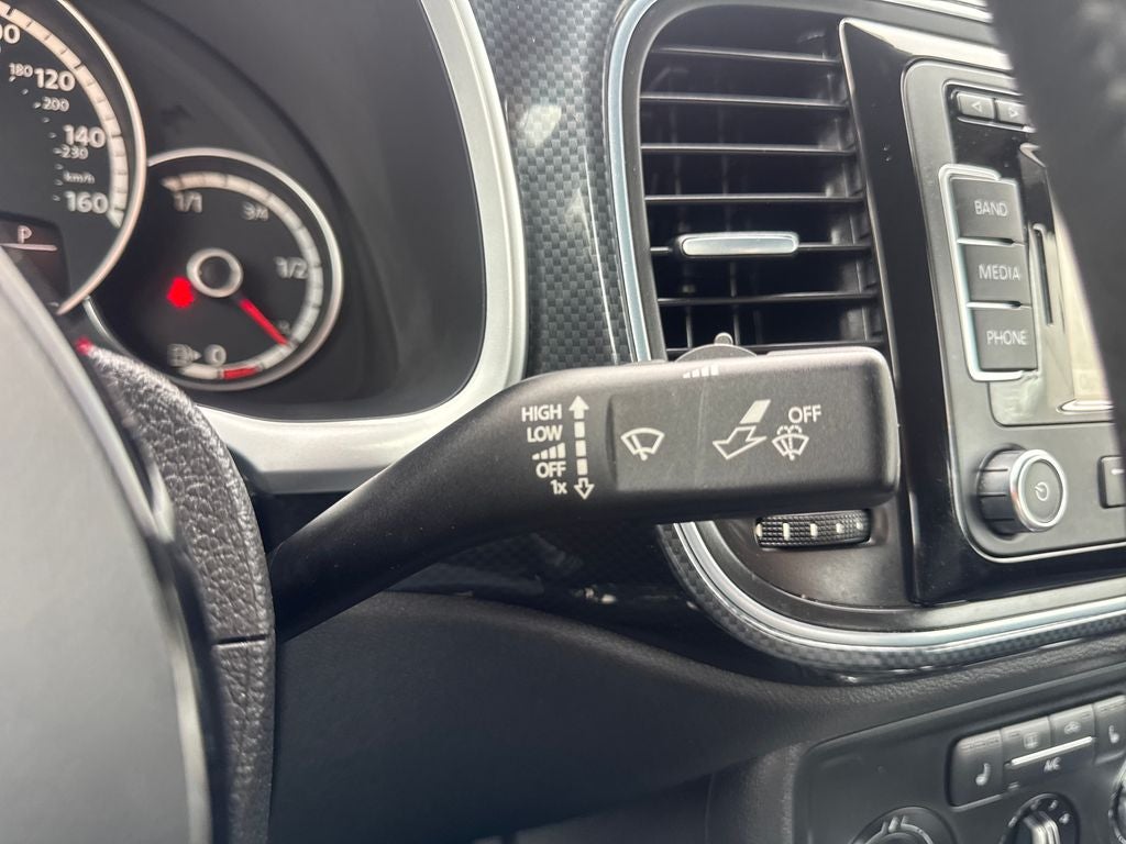 2013 Volkswagen Beetle 2.0 TSi