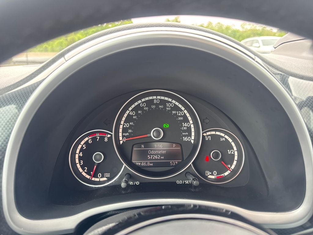 2013 Volkswagen Beetle 2.0 TSi
