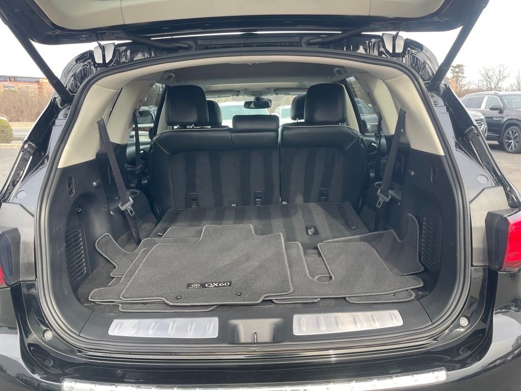 2019 INFINITI QX60 LUXE