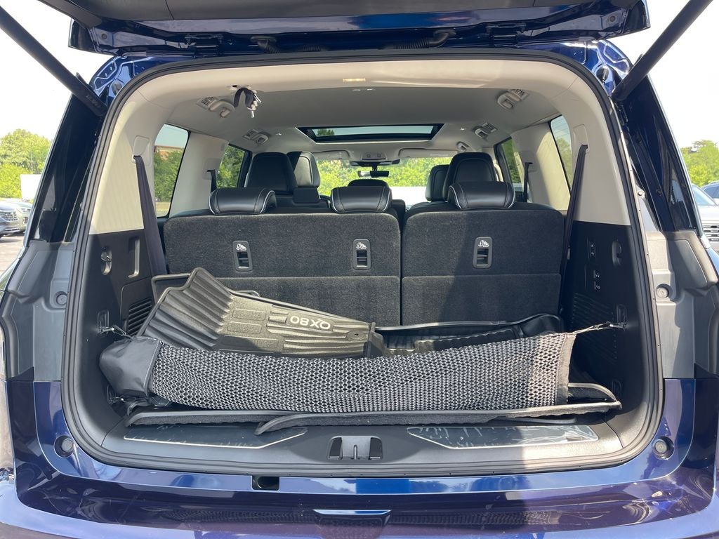2025 INFINITI QX80 LUXE