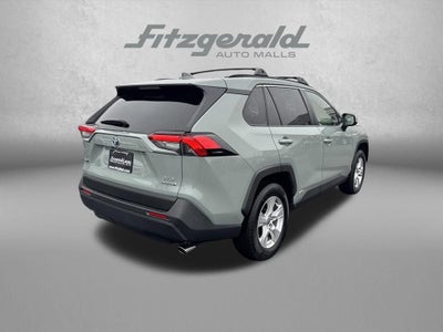 2021 Toyota RAV4 Hybrid XLE