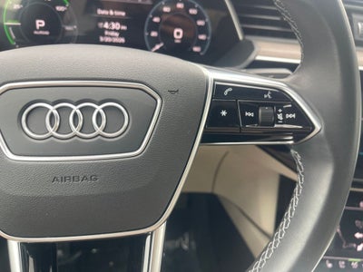 2024 Audi Q8 Sportback e-tron Premium Plus S line quattro